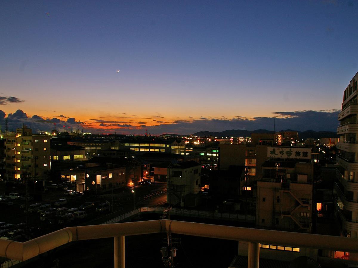 Business Hotel Sakigake Honkan Himeji Exterior foto